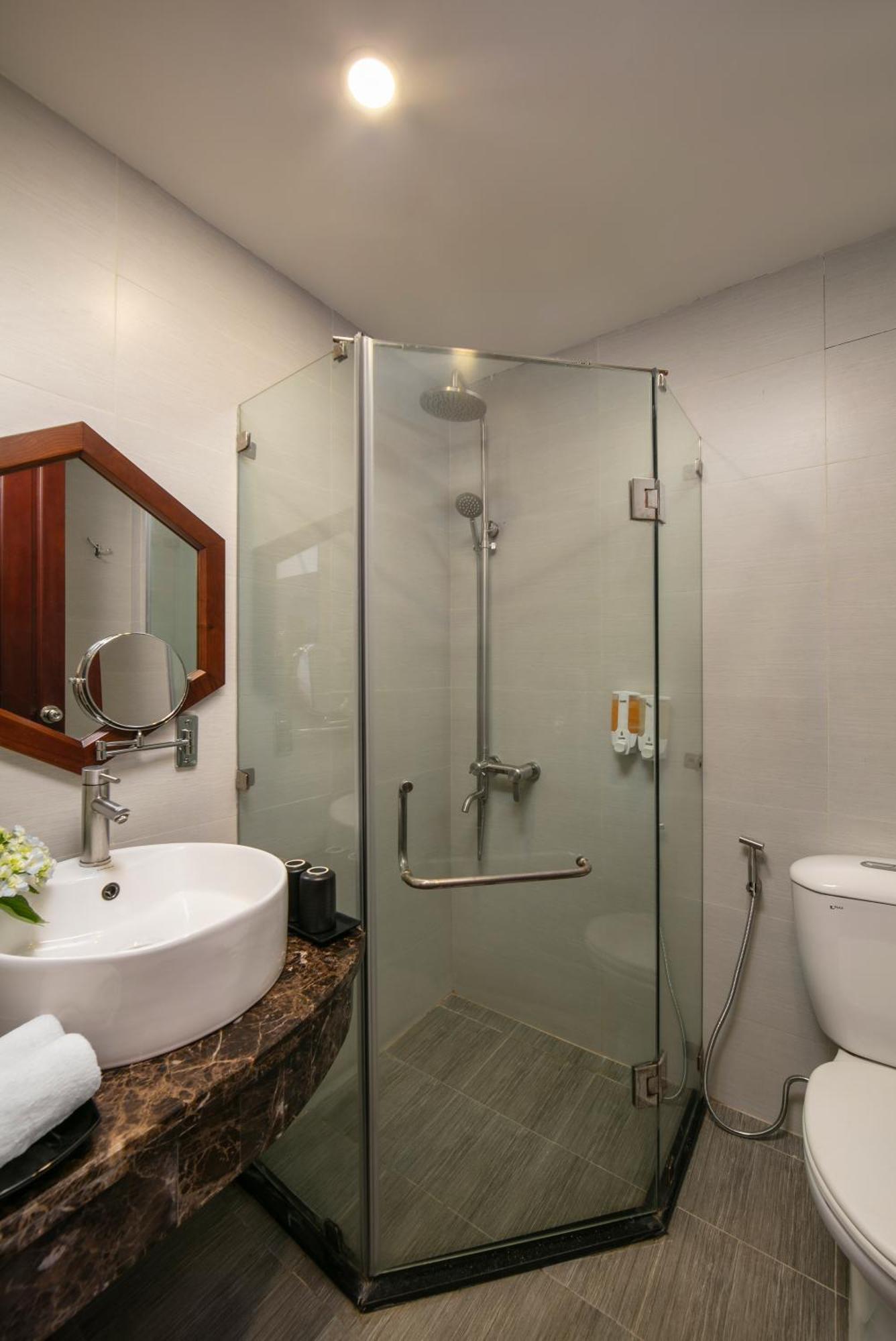 Victory Legend Hotel & Spa Ханой Экстерьер фото